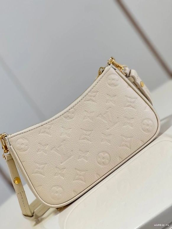 WIS ON STRAP POUCH EASY LOUIS VUITTON 1130